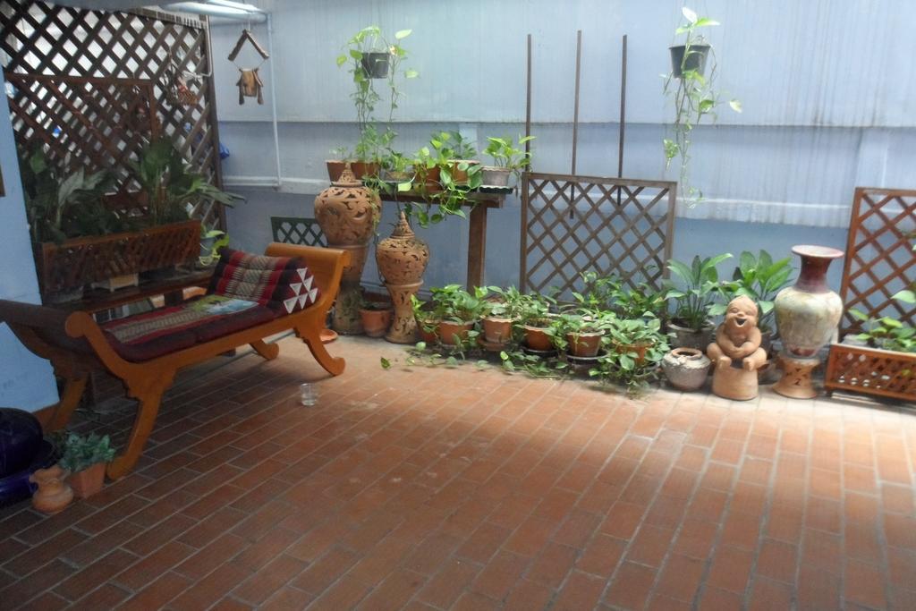Bow Chiangmai House Hotel Csiangmaj Kültér fotó