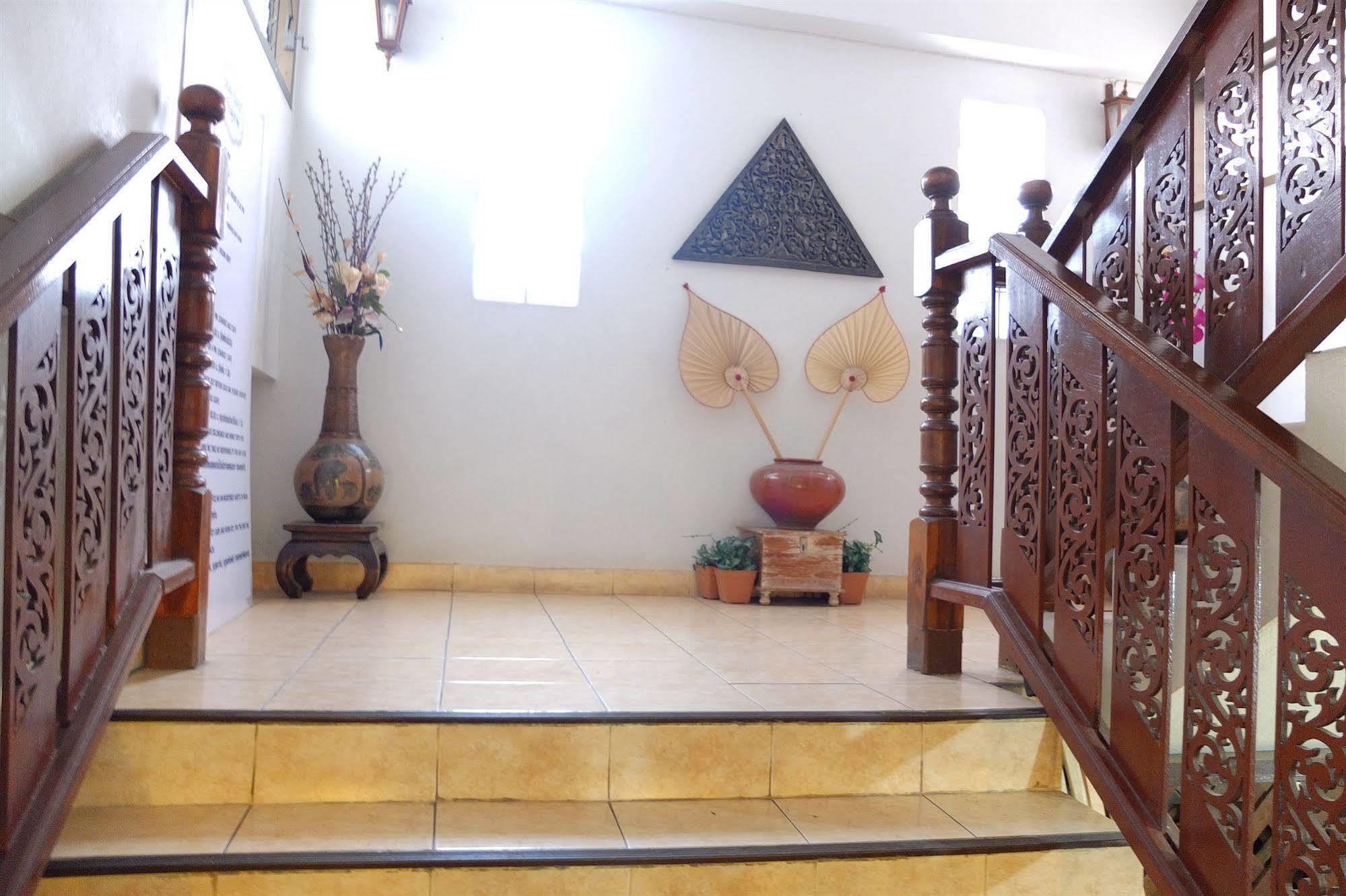 Bow Chiangmai House Hotel Csiangmaj Kültér fotó